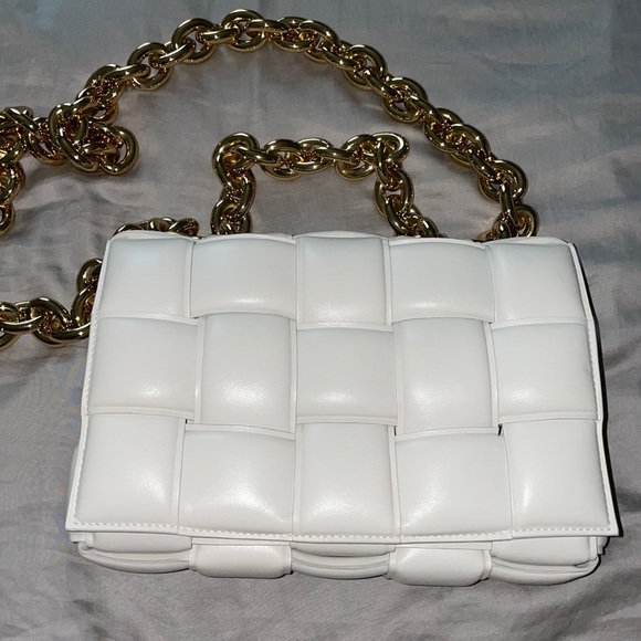 Bottega Veneta Handbags - Bottega Veneta Chain Purse